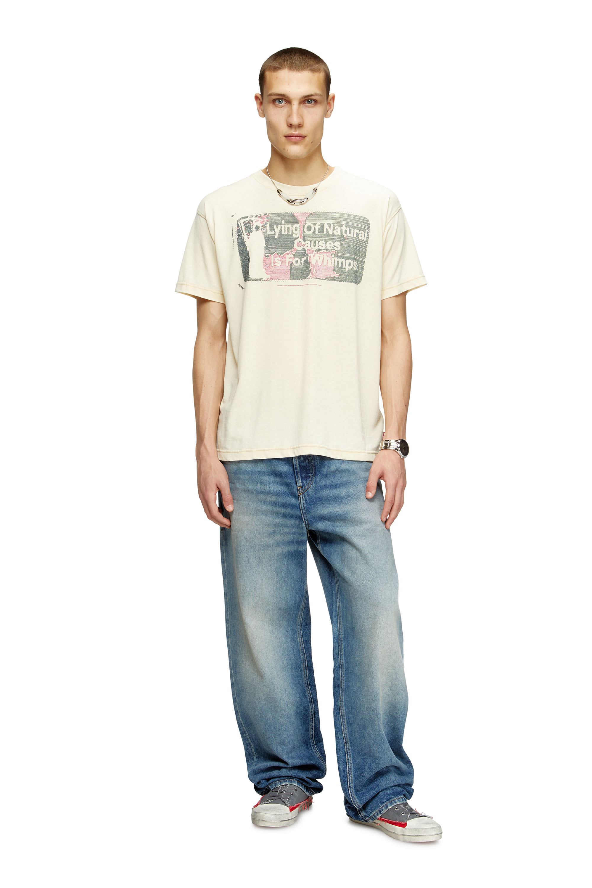 Diesel - T-NORM-T2, T-shirt à slogan avec délavage dévoré Homme in Beige - 3