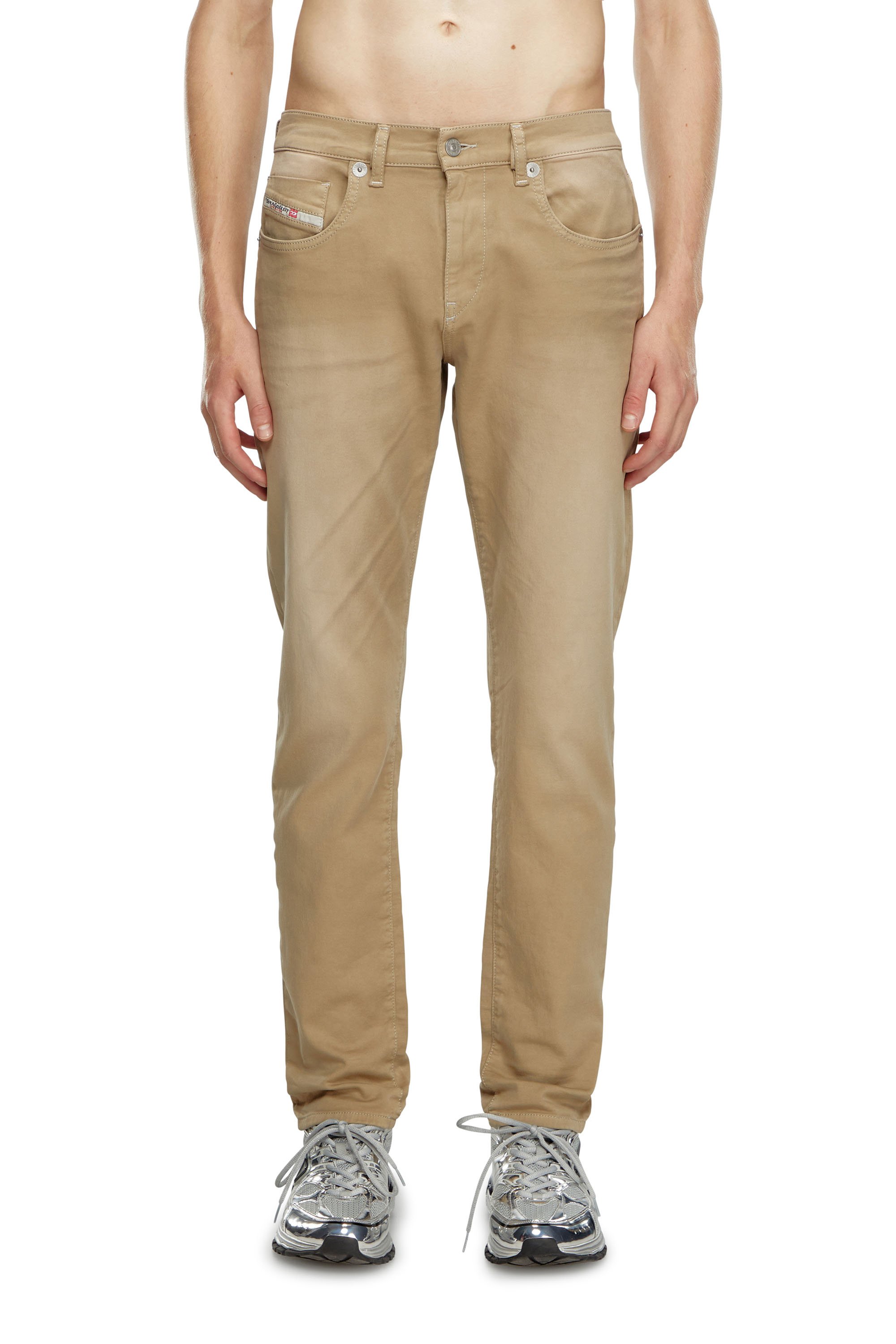 Diesel - Slim 2060 D-Strukt Joggjeans® 0670M Homme, Beige - Image 1